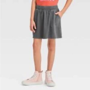 NWT Cat & Jack girl’s French Terry Skort size M(8)